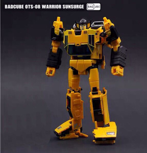 「予約注文」おもちゃ 変形 ロボット BADCUBE OTS-08 WARRIOR SUNSURGE 再版
